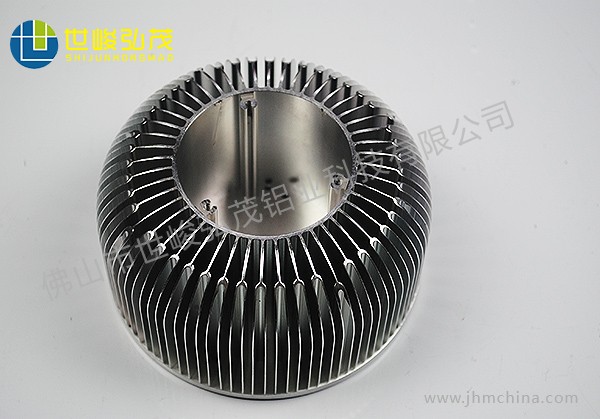 CNC數(shù)控車散熱器深加工鋁型材