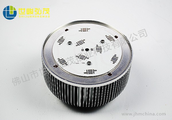CNC數(shù)控車散熱器深加工鋁型材